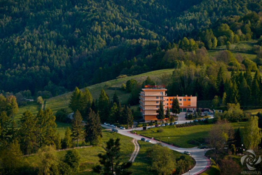 Готель Korona Sanatorium Uzdrowiskowe Мушина Екстер'єр фото